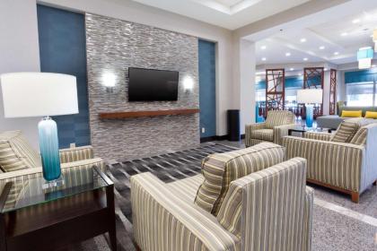 Drury Inn & Suites Burlington - image 7