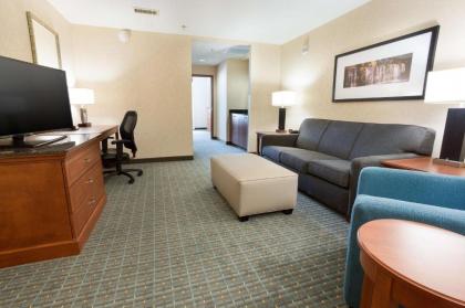 Drury Inn & Suites Burlington - image 9